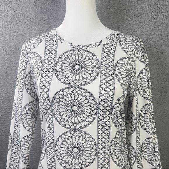 J McLaughlin Top Womens Small White Geometric Catalina Cloth 3/4 Sleeve Preppy - Picture 2 of 6